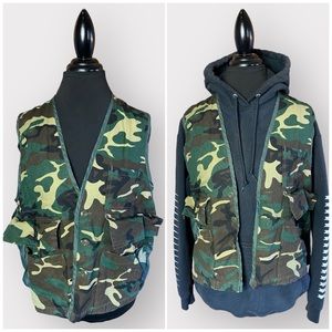 VTG GAME WINNER CAMO VEST